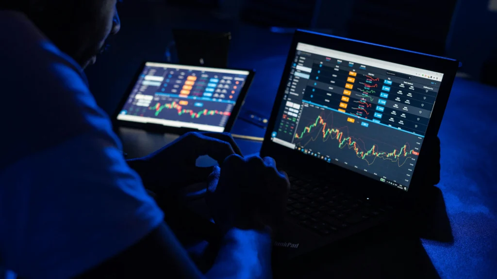Forex графики на ноутбуках трейдера