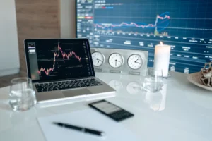 AUDUSD: почему пара застряла в диапазоне и что ждать от ФРС и Китая