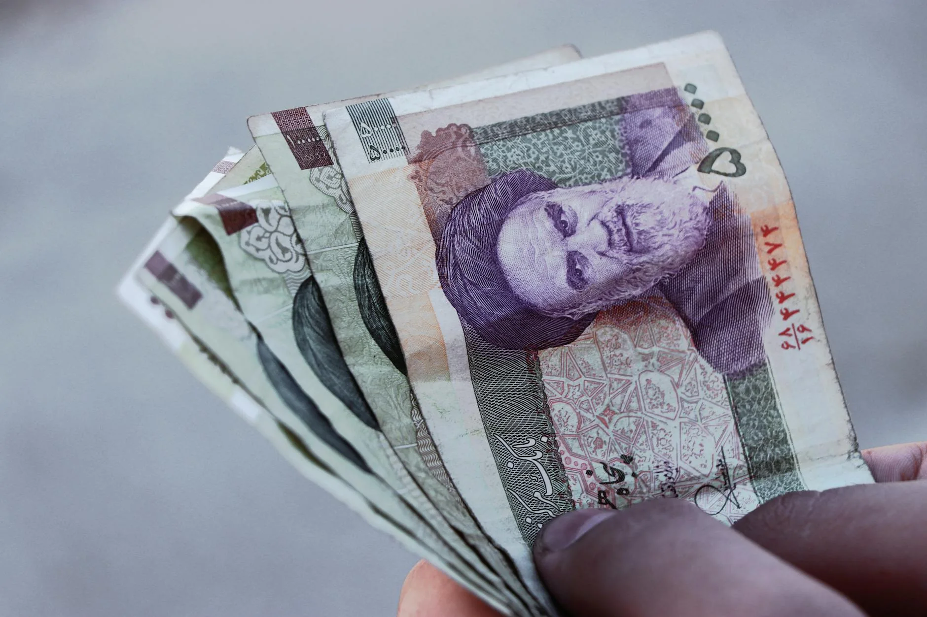 Фунт против иены: спекуляция на переговорах США и Ирана